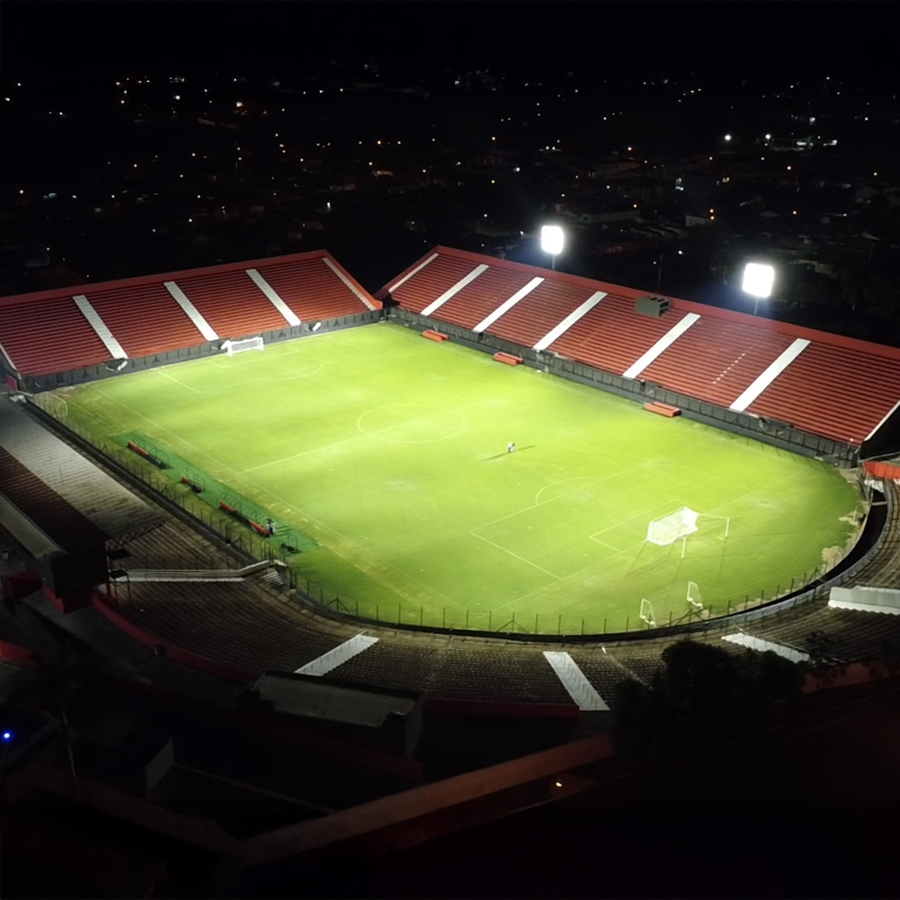 Iluminação esportiva
